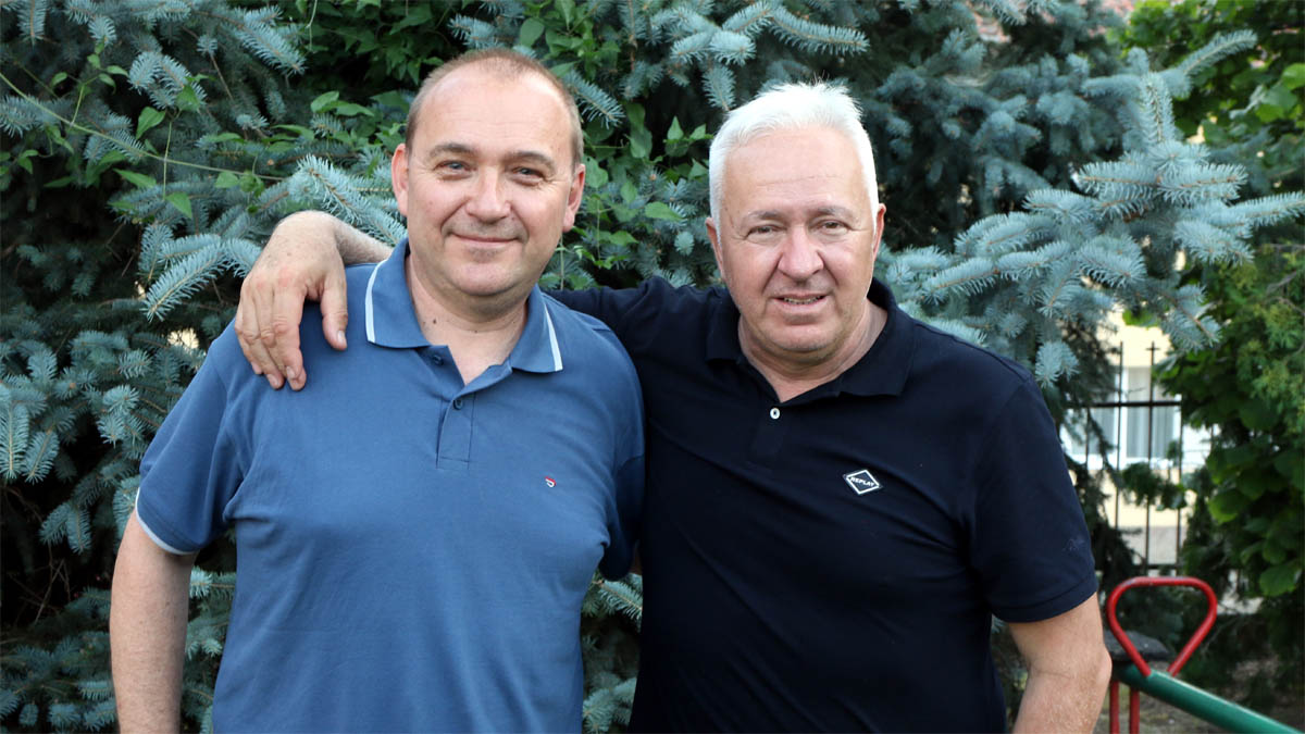 2021-gvozden-nikolic 2021-gvozden-nikolic.jpg (148 KB)