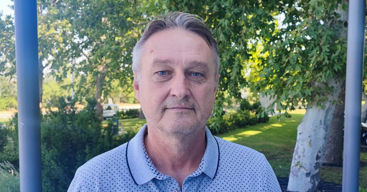 2025-vladimir-sikora.jpg (124 KB)