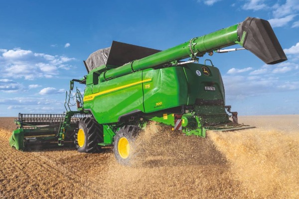 John Deere kombajni serije T5IT6: Snaga na koju se oslanjate kada je najpotrebnije