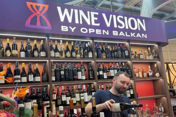 Vinarije i destilerije iz Srbije i ove godine predstavljene na sajmu Vinitaly